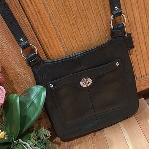 Coach Black Leather Shoulder Bag